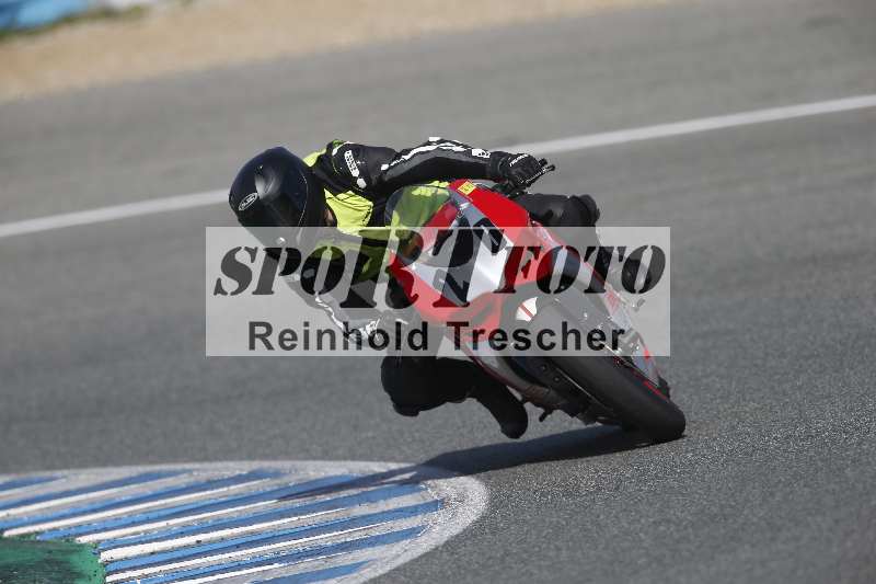 /Archiv-2024/02 29.01.-02.02.2024 Moto Center Thun Jerez/Gruppe gruen-green/20